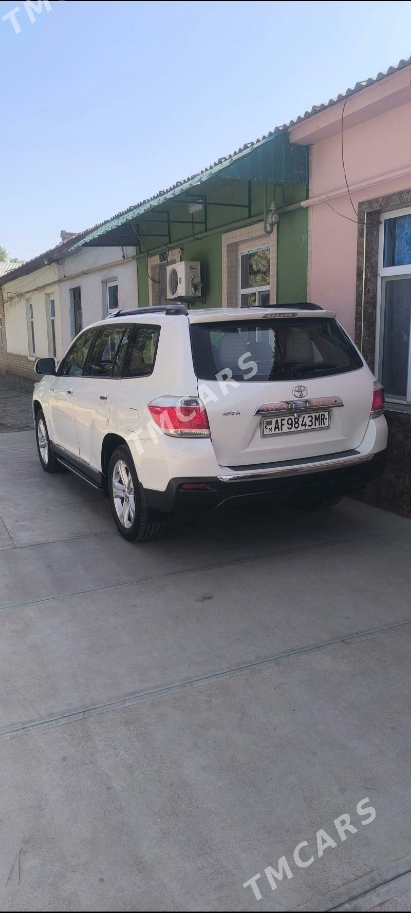 Toyota Highlander 2012 - 370 000 TMT - Сакарчага - img 2