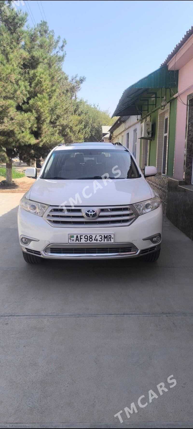 Toyota Highlander 2012 - 370 000 TMT - Сакарчага - img 4