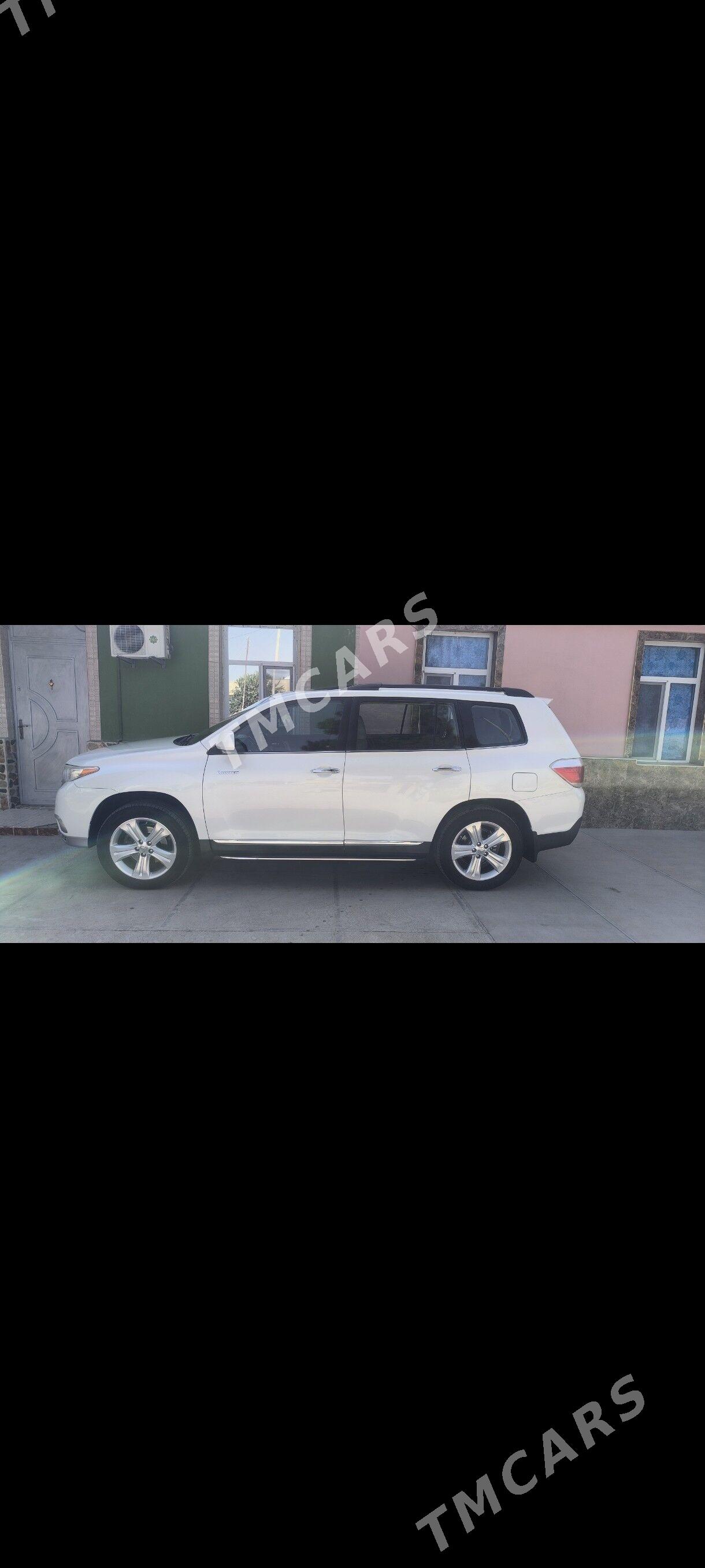 Toyota Highlander 2012 - 370 000 TMT - Сакарчага - img 5