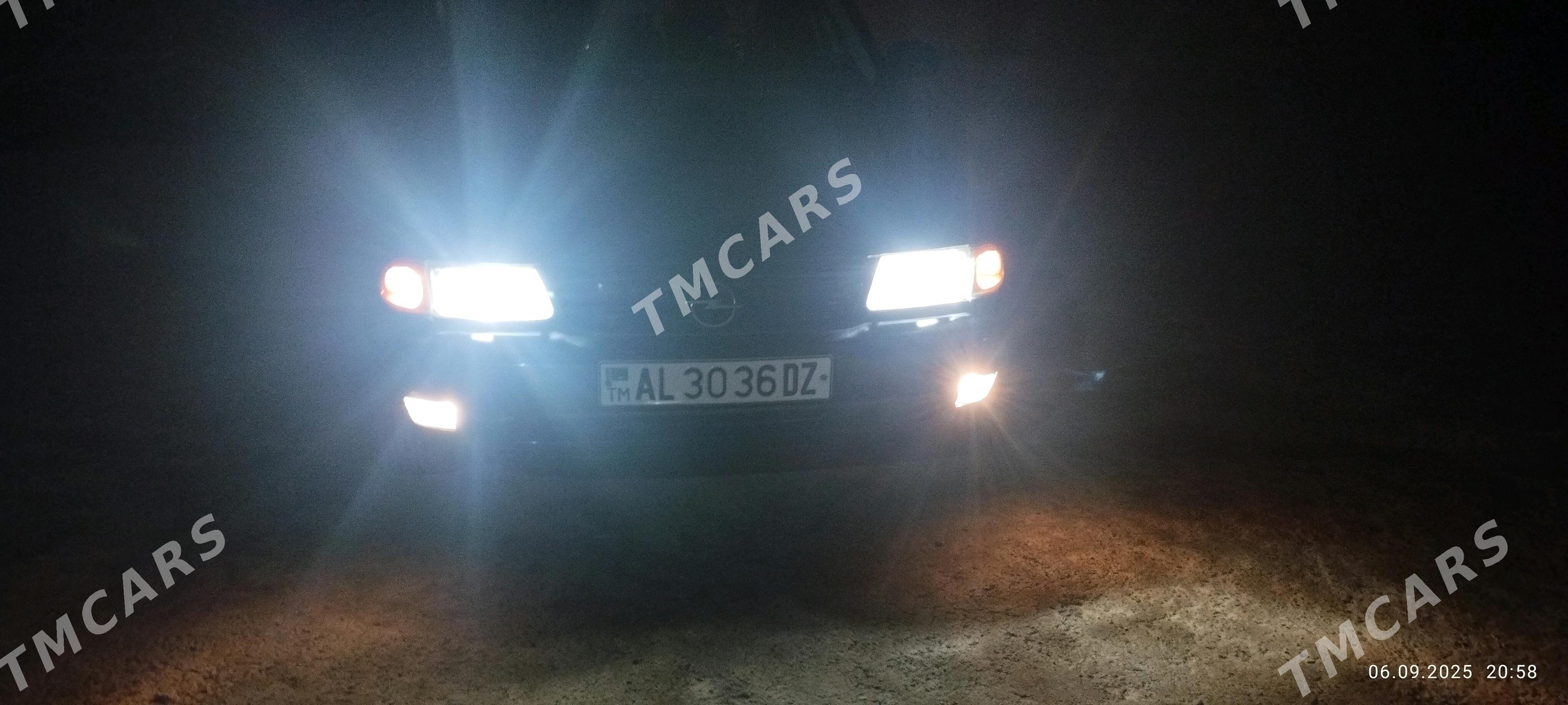 Opel Astra 1996 - 50 000 TMT - Болдумсаз - img 4