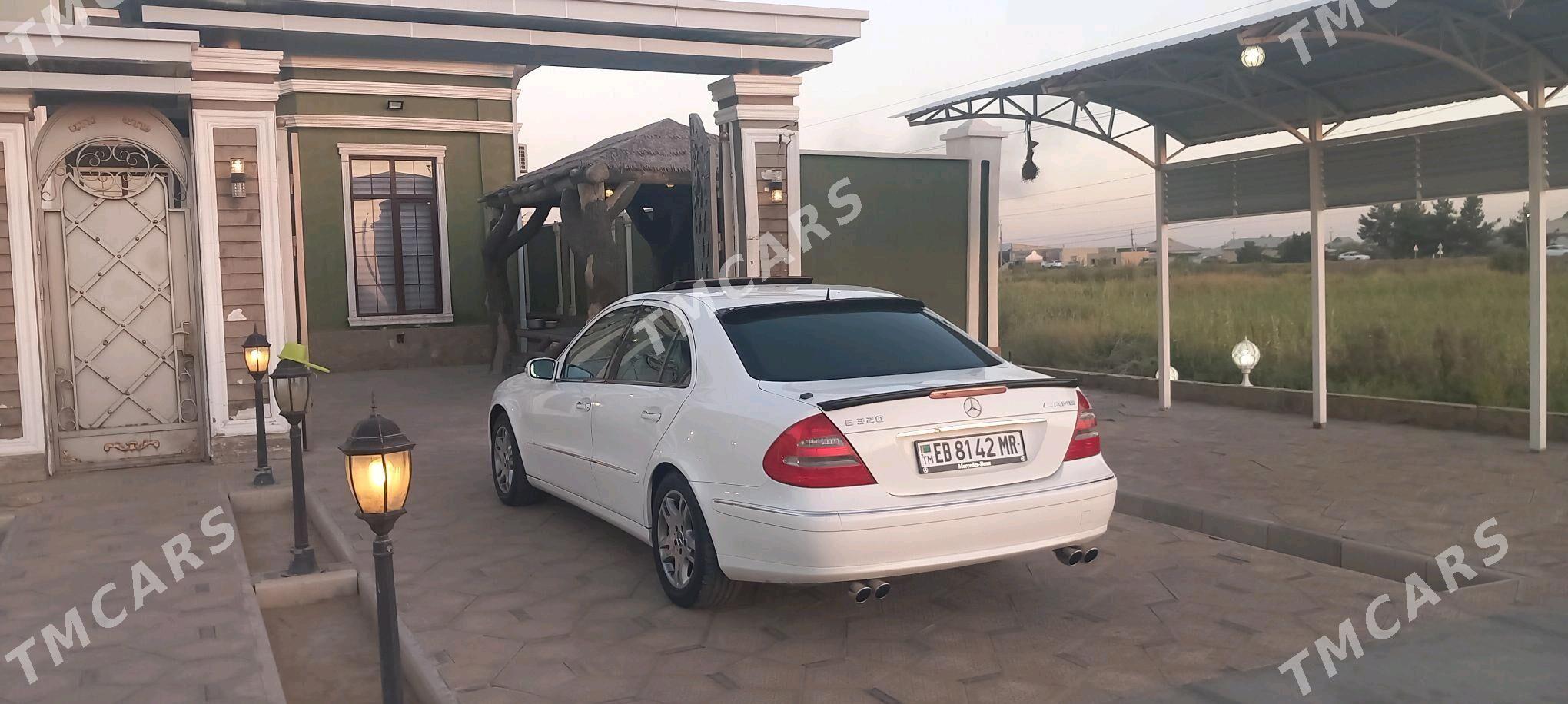 Mercedes-Benz E320 2002 - 140 000 TMT - Мары - img 3