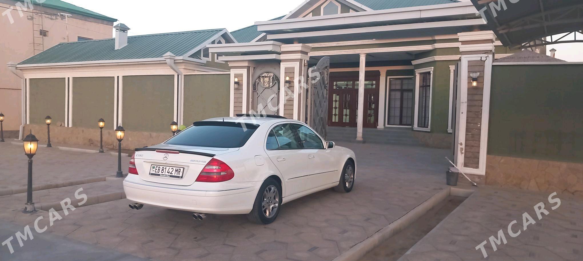 Mercedes-Benz E320 2002 - 140 000 TMT - Мары - img 2
