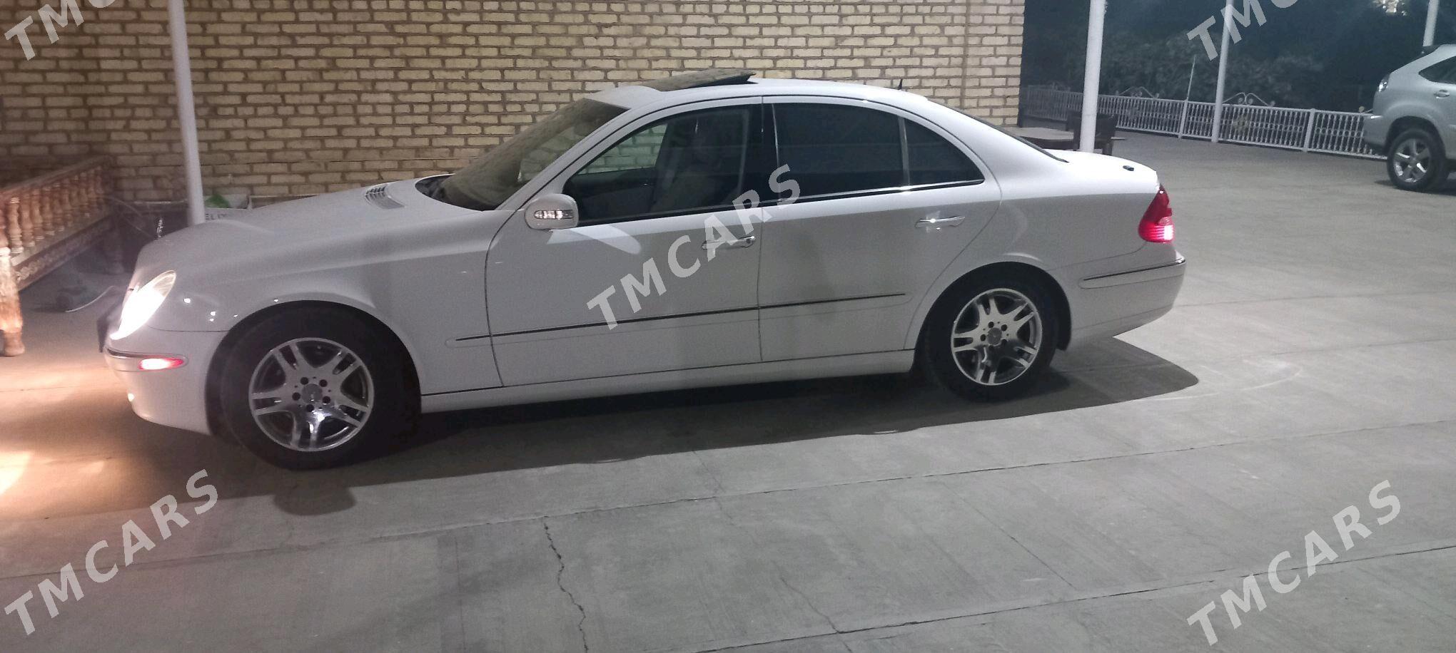 Mercedes-Benz E320 2002 - 140 000 TMT - Мары - img 7
