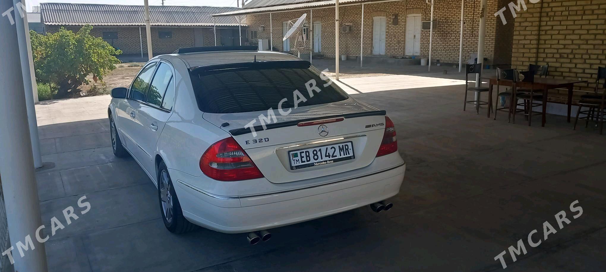 Mercedes-Benz E320 2002 - 140 000 TMT - Мары - img 9