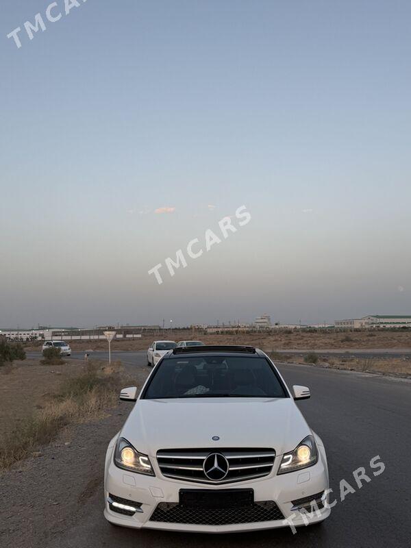 Mercedes-Benz C350 2014 - 235 000 TMT - Aşgabat - img 7