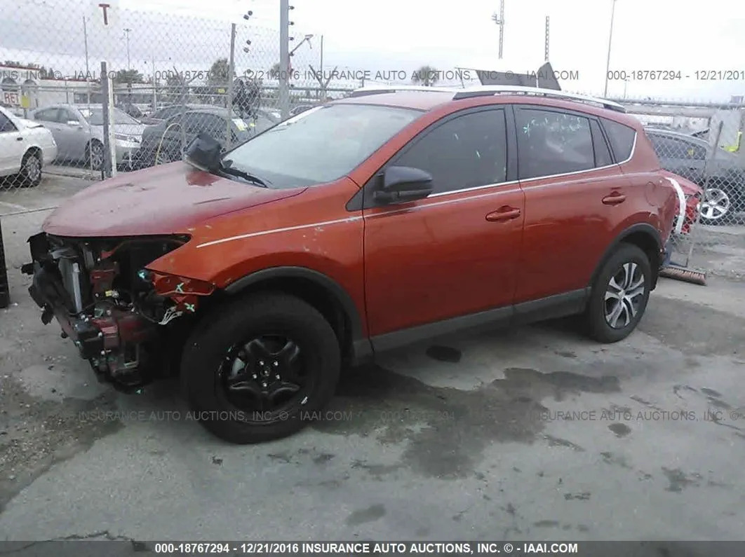 Toyota RAV4 2016 - 322 000 TMT - Aşgabat - img 9
