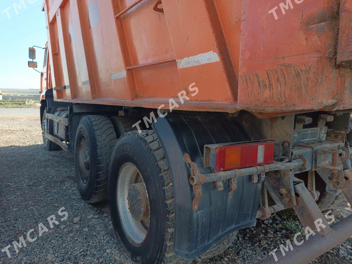 Kamaz 6520 2011 - 360 000 TMT - Мары - img 3