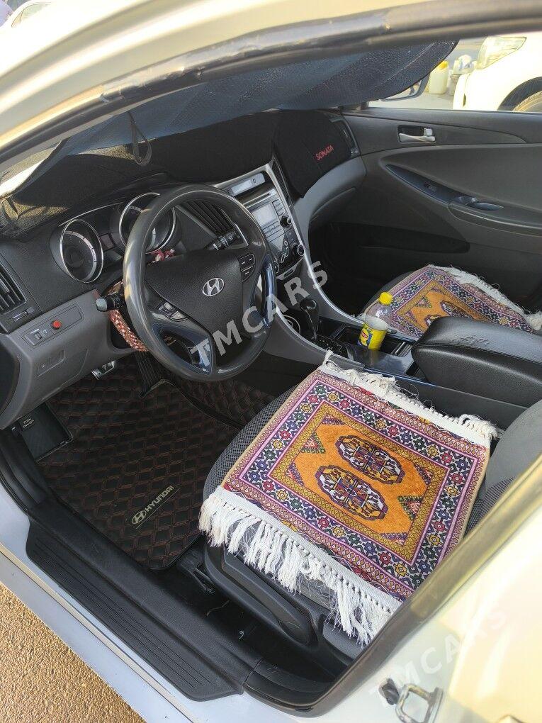 Hyundai Sonata 2010 - 140 000 TMT - Aşgabat - img 4
