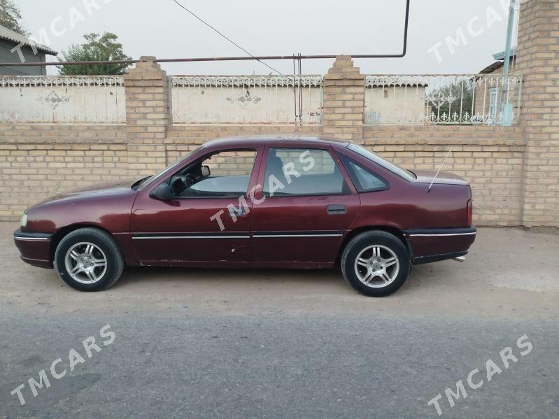 Opel Vectra 1991 - 22 000 TMT - Мары - img 2