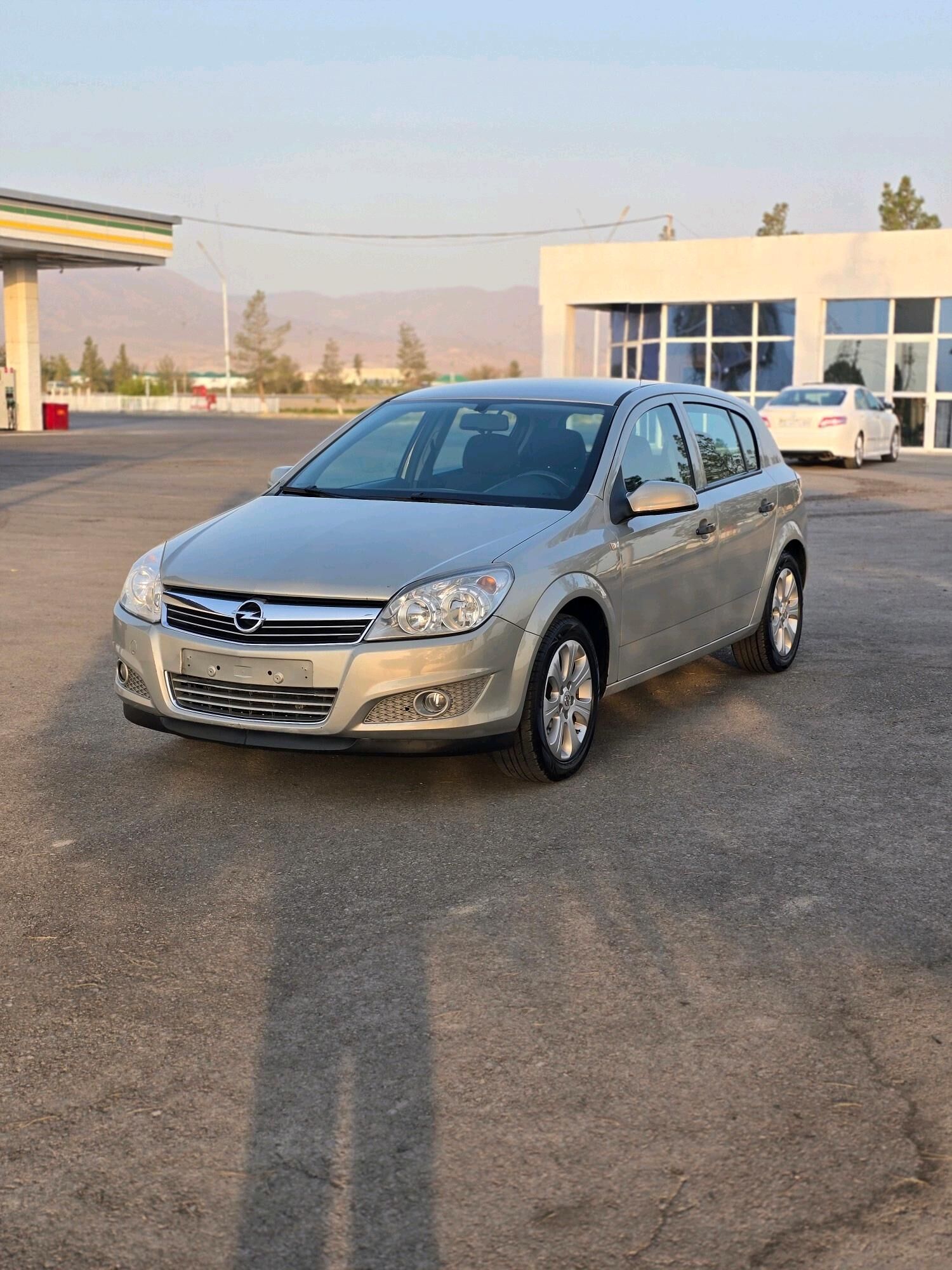 Opel Astra 2009 - 117 000 TMT - Bäherden - img 2