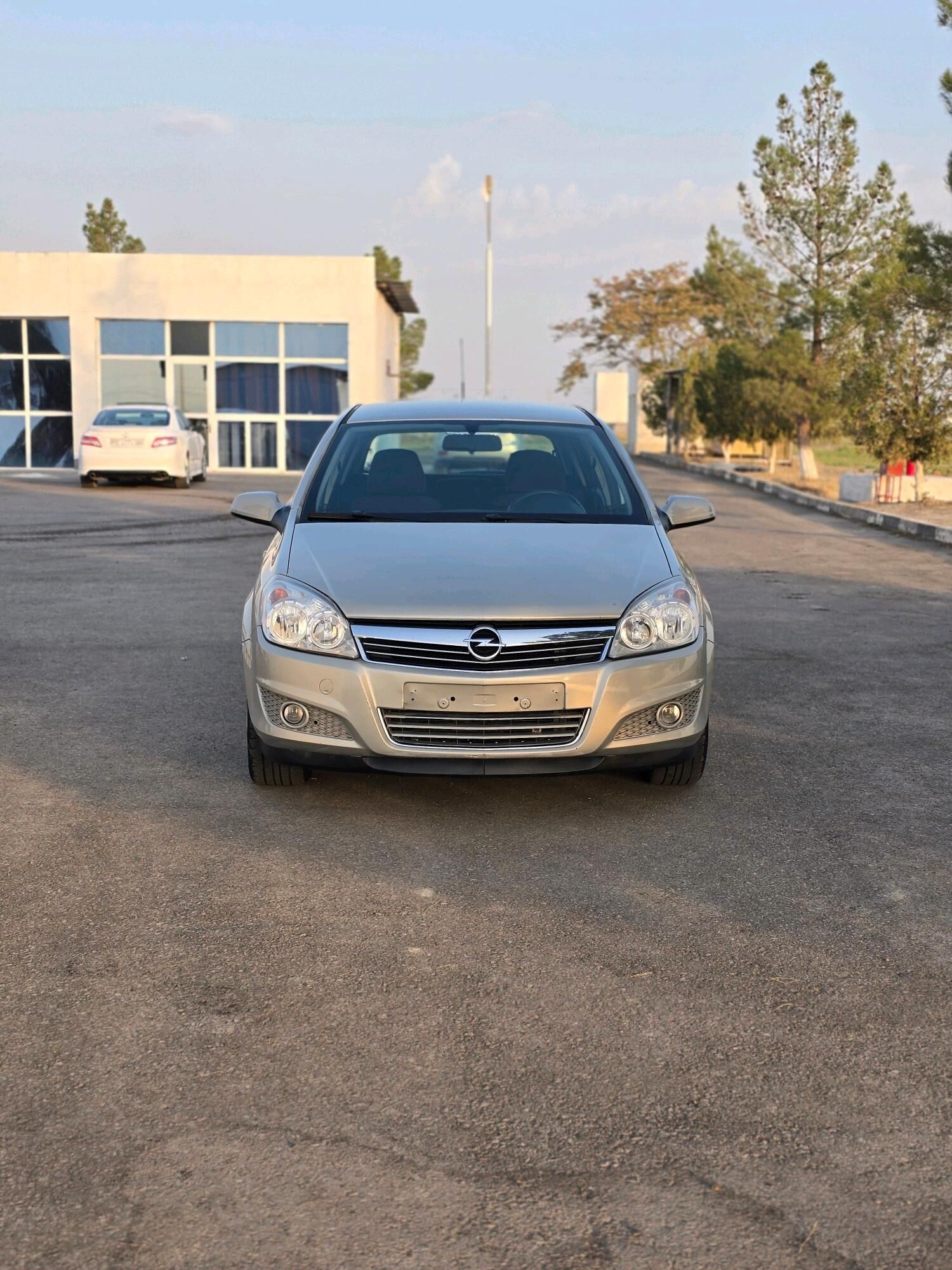Opel Astra 2009 - 117 000 TMT - Bäherden - img 3