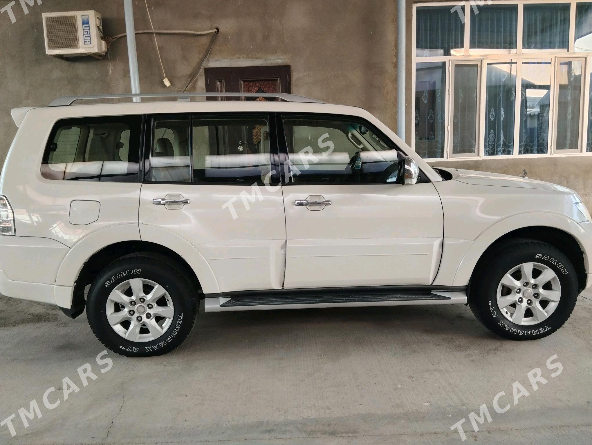 Mitsubishi Pajero 2009 - 210 000 TMT - Гёкдепе - img 2