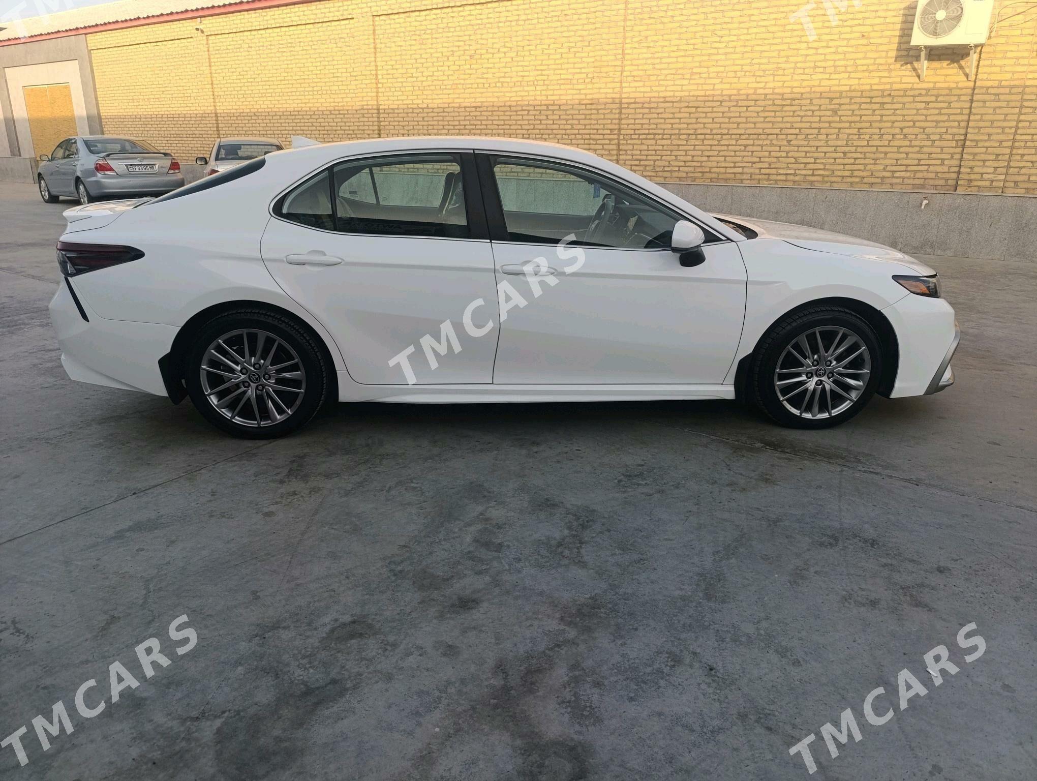 Toyota Camry 2021 - 330 000 TMT - Мары - img 7