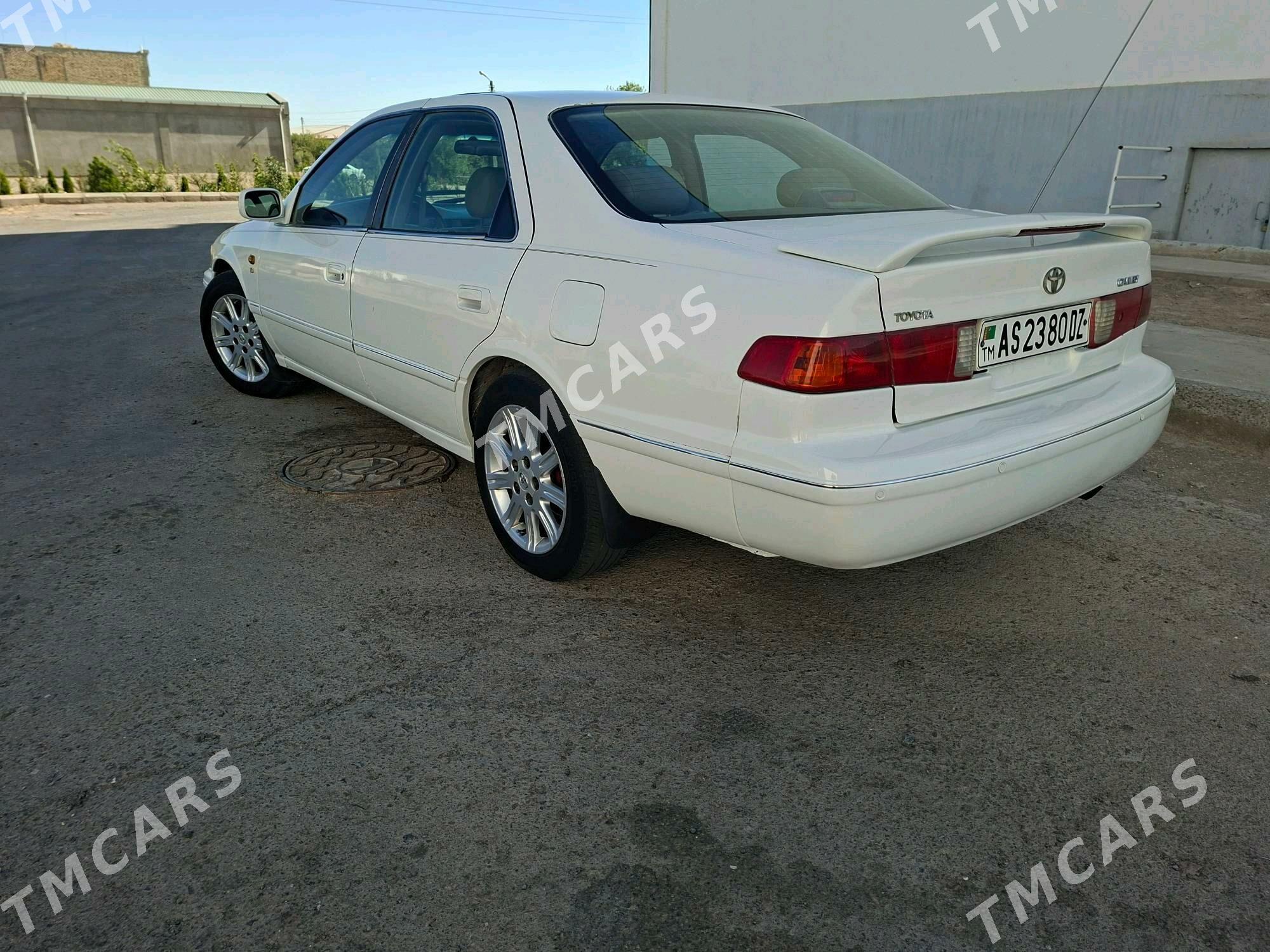 Toyota Camry 2000 - 120 000 TMT - Daşoguz - img 3