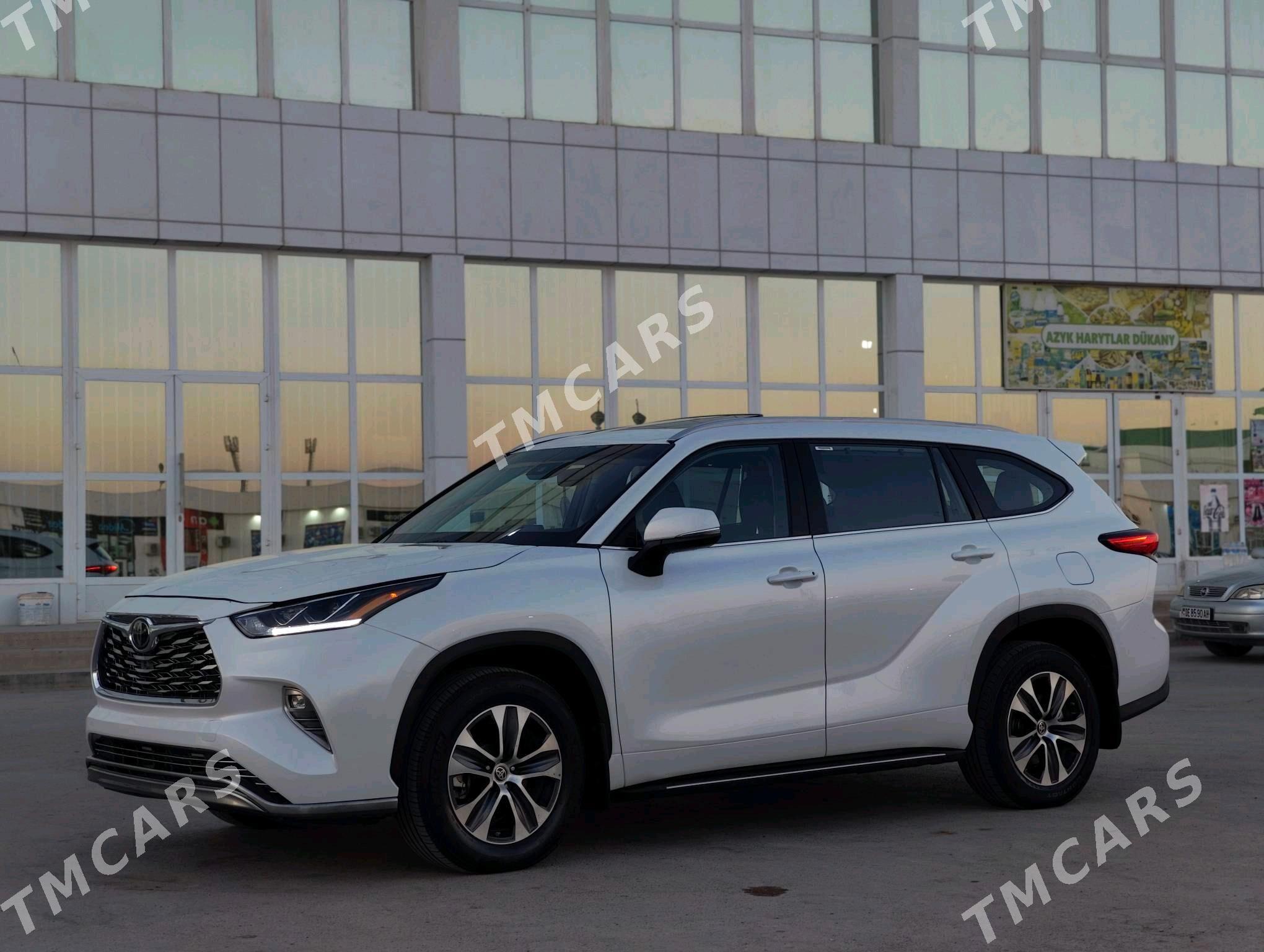 Toyota Highlander 2022 - 530 000 TMT - Änew - img 7