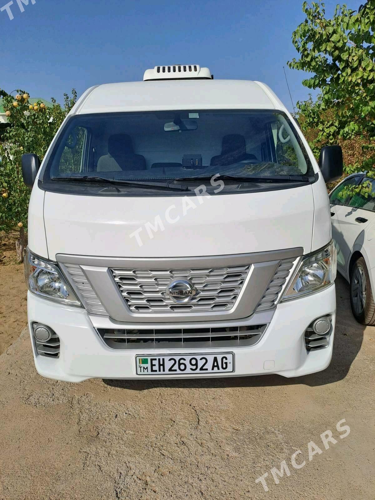 Nissan Urvan 2021 - 375 000 TMT - Ашхабад - img 5