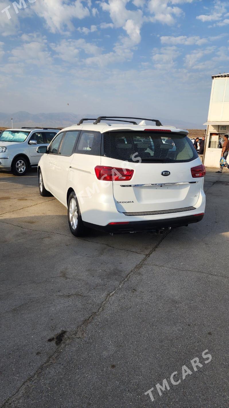 Kia Sedona 2020 - 345 000 TMT - Ашхабад - img 3
