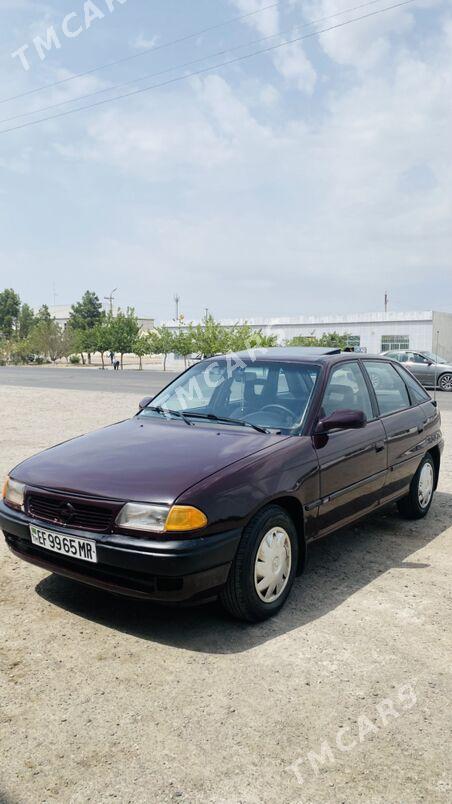 Opel Astra 1995 - 37 000 TMT - Огуз хан - img 1