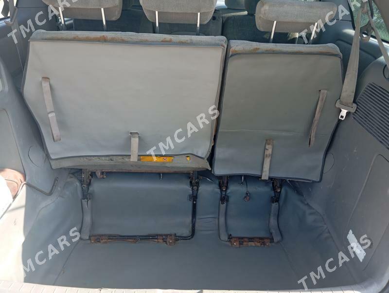 Toyota Sienna 2004 - 200 000 TMT - Туркменбаши - img 3