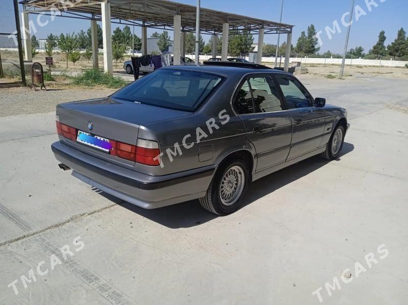 BMW 520 1993 - 85 000 TMT - Gyzylarbat - img 4