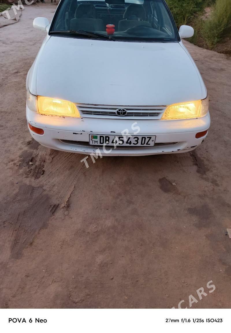 Toyota Corolla 1992 - 39 000 TMT - етр. Туркменбаши - img 3
