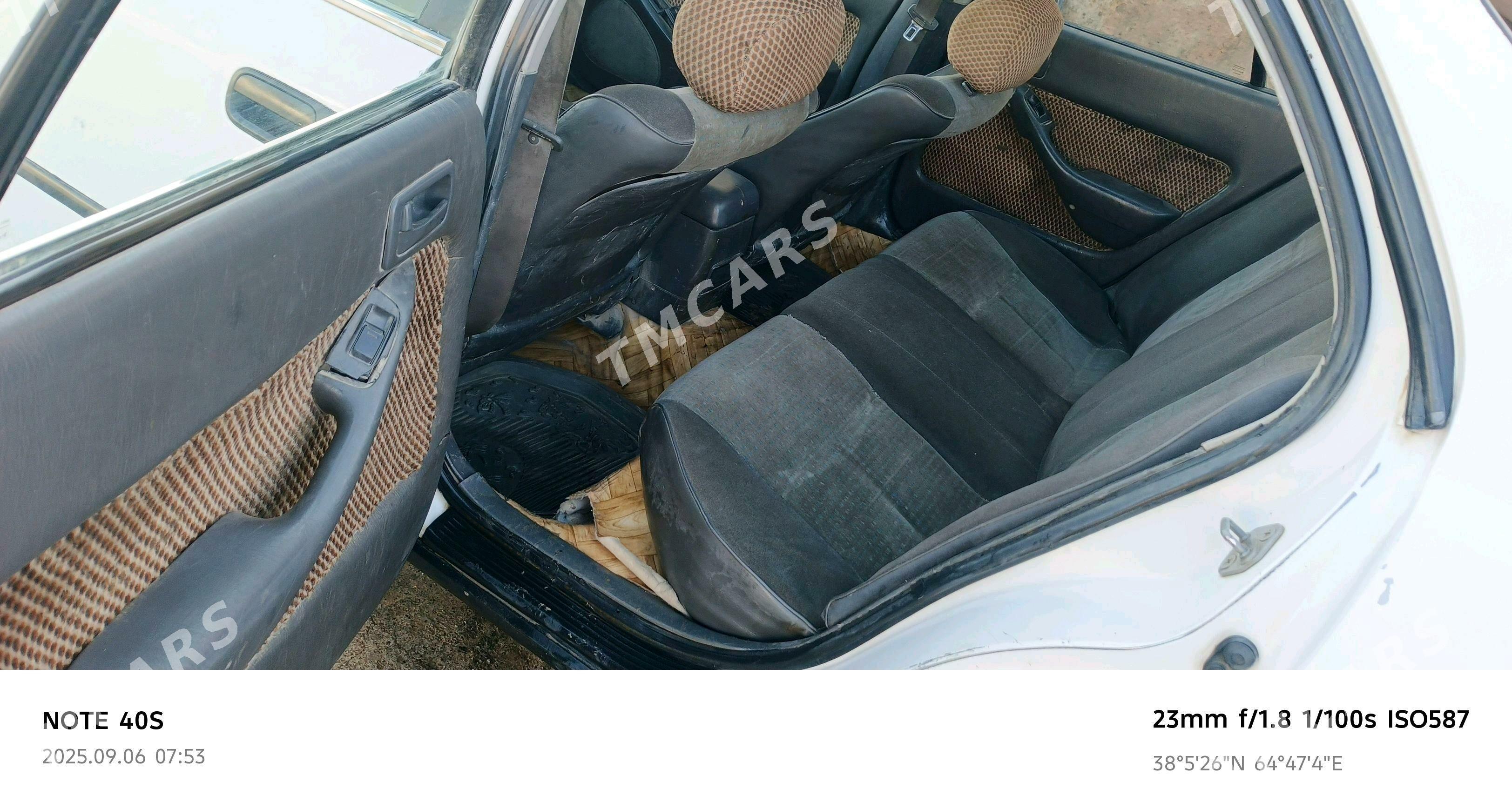 Toyota Camry 1993 - 70 000 TMT - Халач - img 6