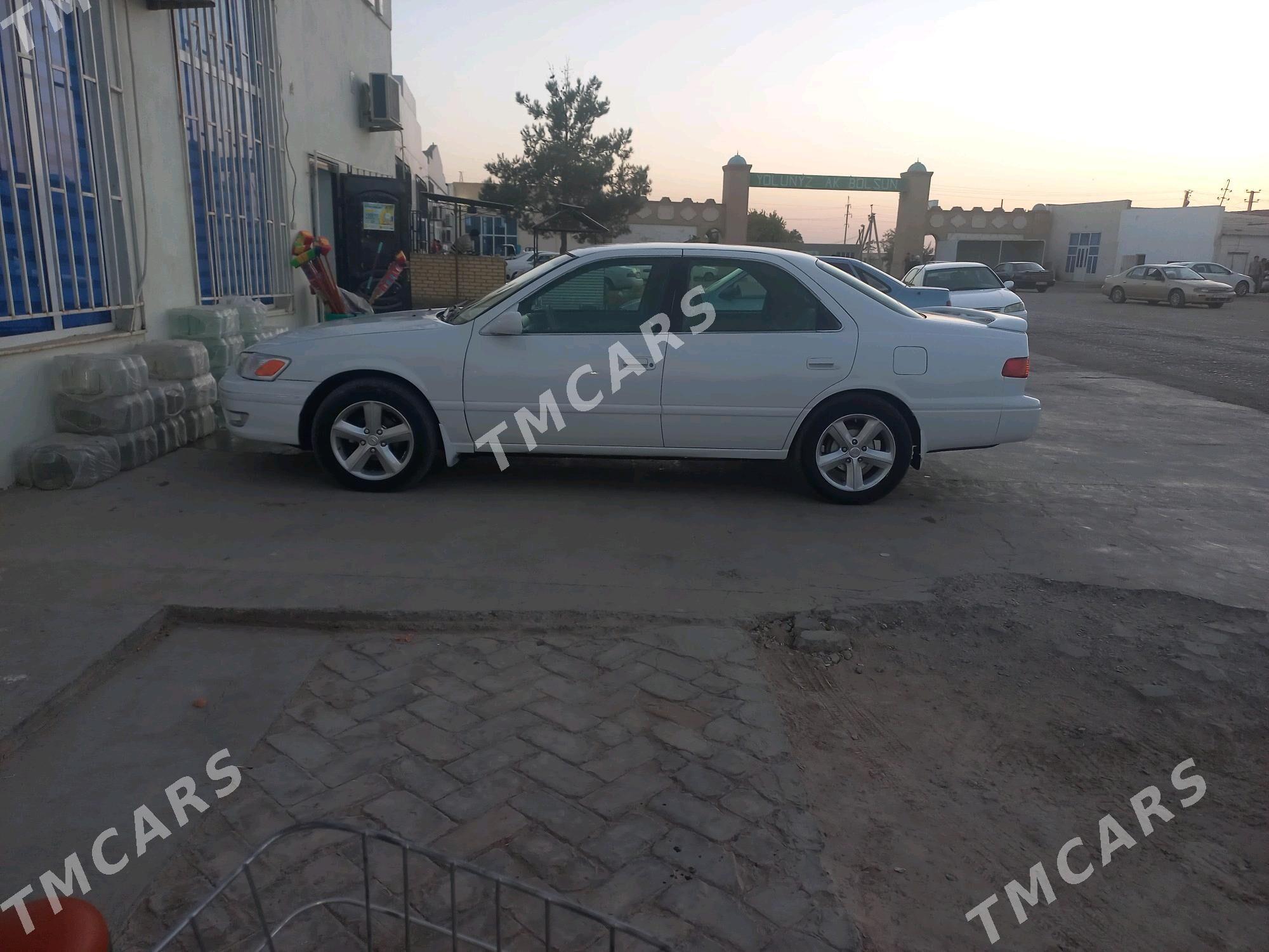 Toyota Camry 1997 - 116 000 TMT - Garabekewül - img 3
