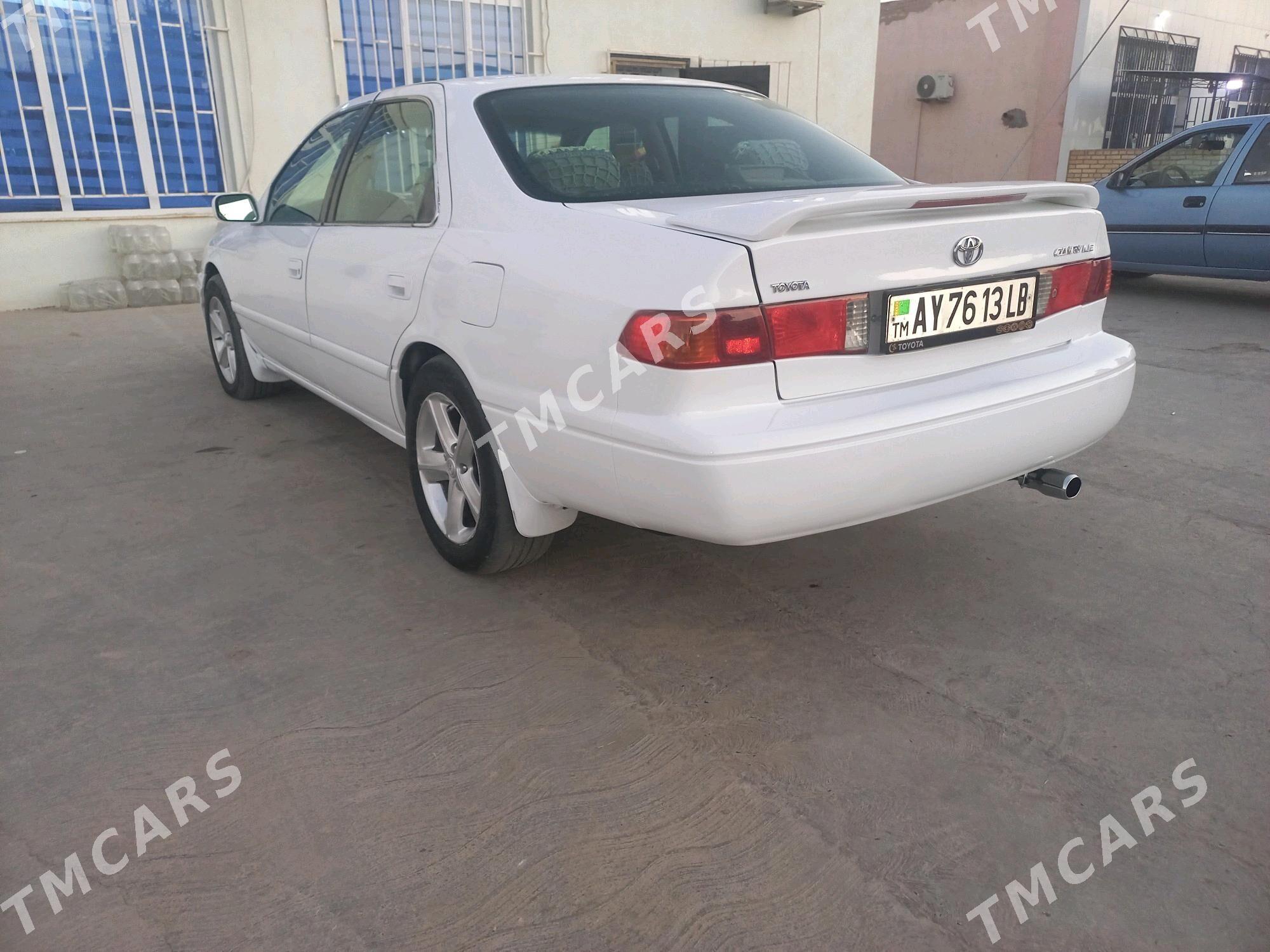 Toyota Camry 1997 - 116 000 TMT - Garabekewül - img 9