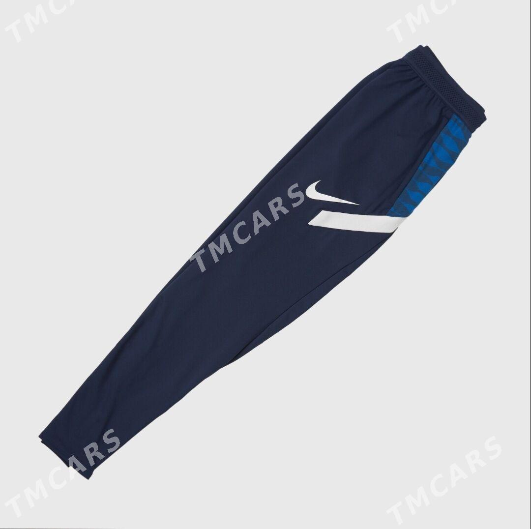 Nike DRI FIT Forma - Mary - img 3