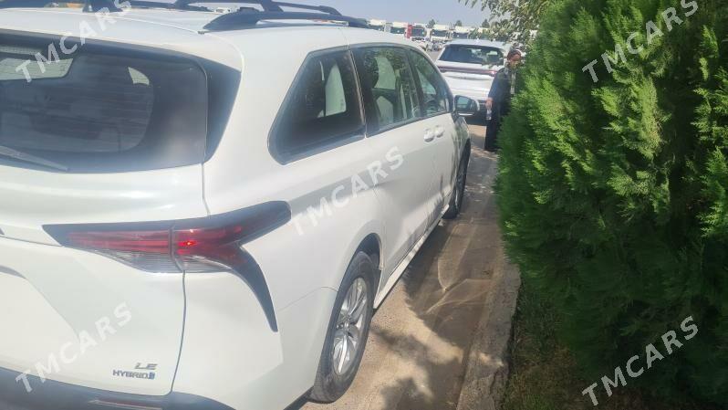 Toyota Sienna 2021 - 510 000 TMT - Мир 8 - img 6