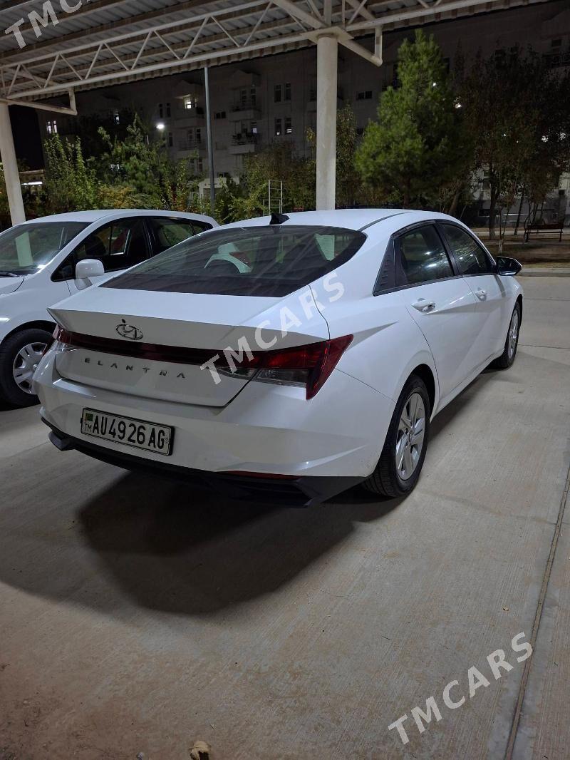Hyundai Elantra 2021 - 240 000 TMT - Köşi - img 3