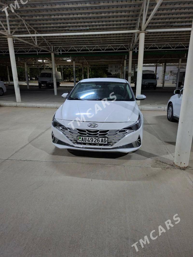 Hyundai Elantra 2021 - 240 000 TMT - Köşi - img 5