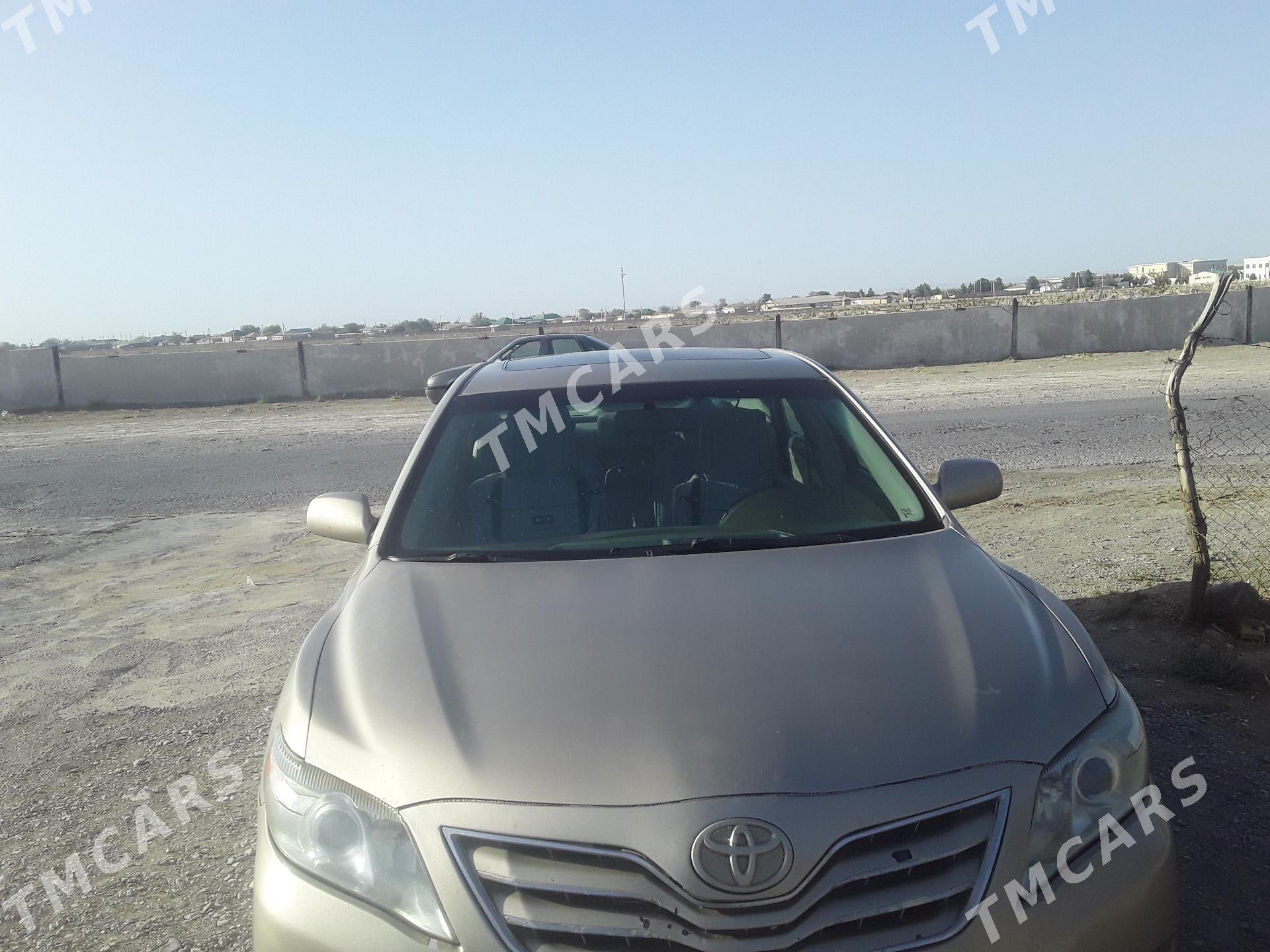 Toyota Camry 2009 - 190 000 TMT - Bäherden - img 3