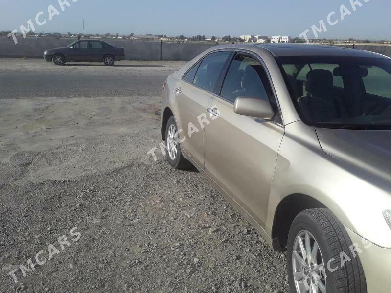Toyota Camry 2009 - 190 000 TMT - Bäherden - img 5