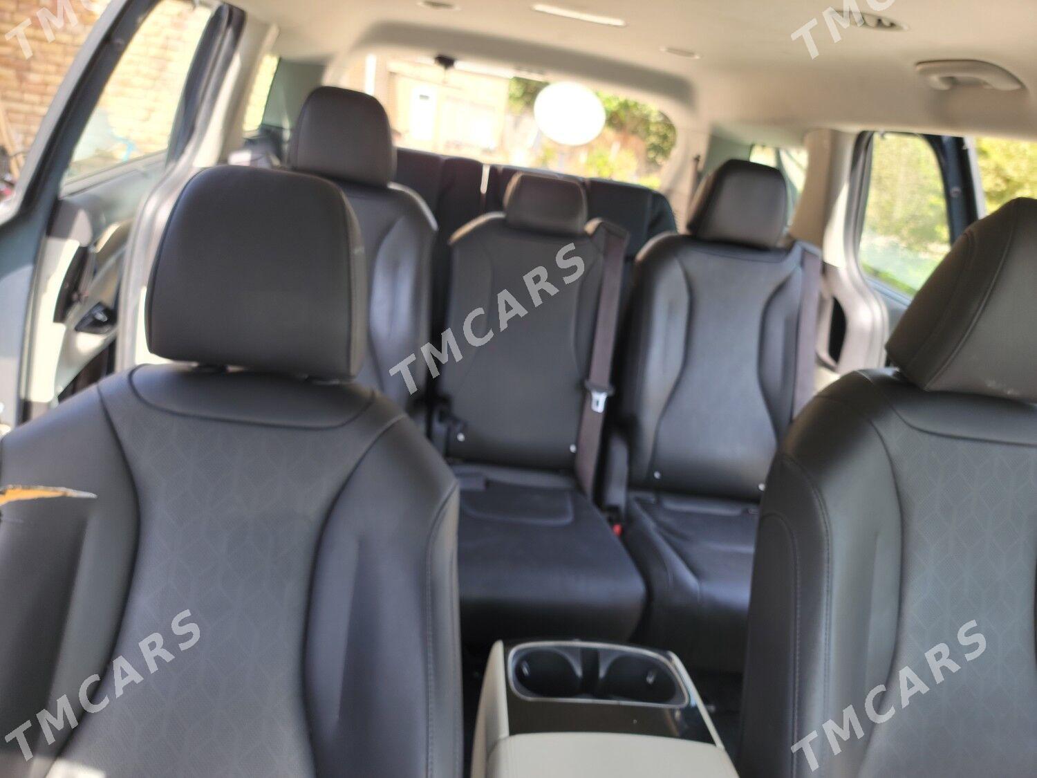 Kia Carnival 2021 - 300 000 TMT - Gökdepe - img 3