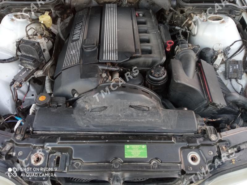 BMW 525 2002 - 44 000 TMT - Mary - img 3