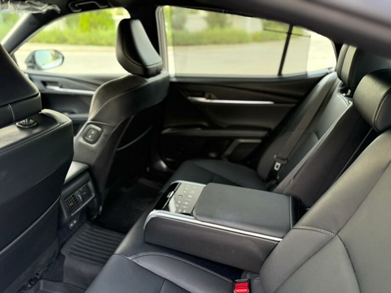 Toyota Camry 2024 - 655 000 TMT - Ашхабад - img 4