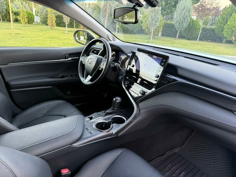Toyota Camry 2022 - 605 000 TMT - Ашхабад - img 3