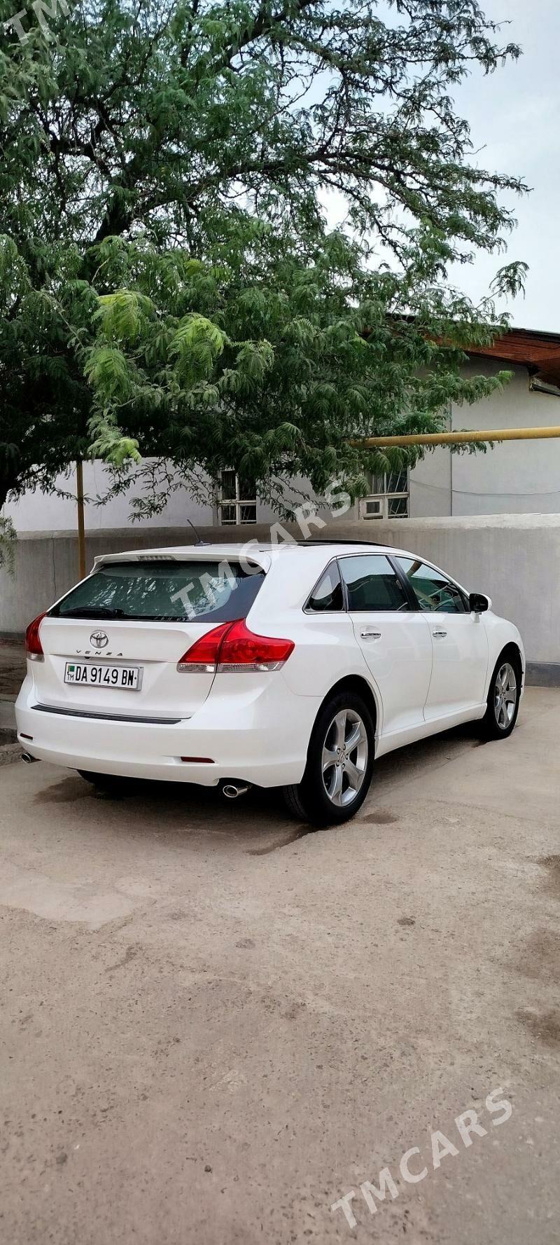Toyota Venza 2010 - 270 000 TMT - Magtymguly - img 5
