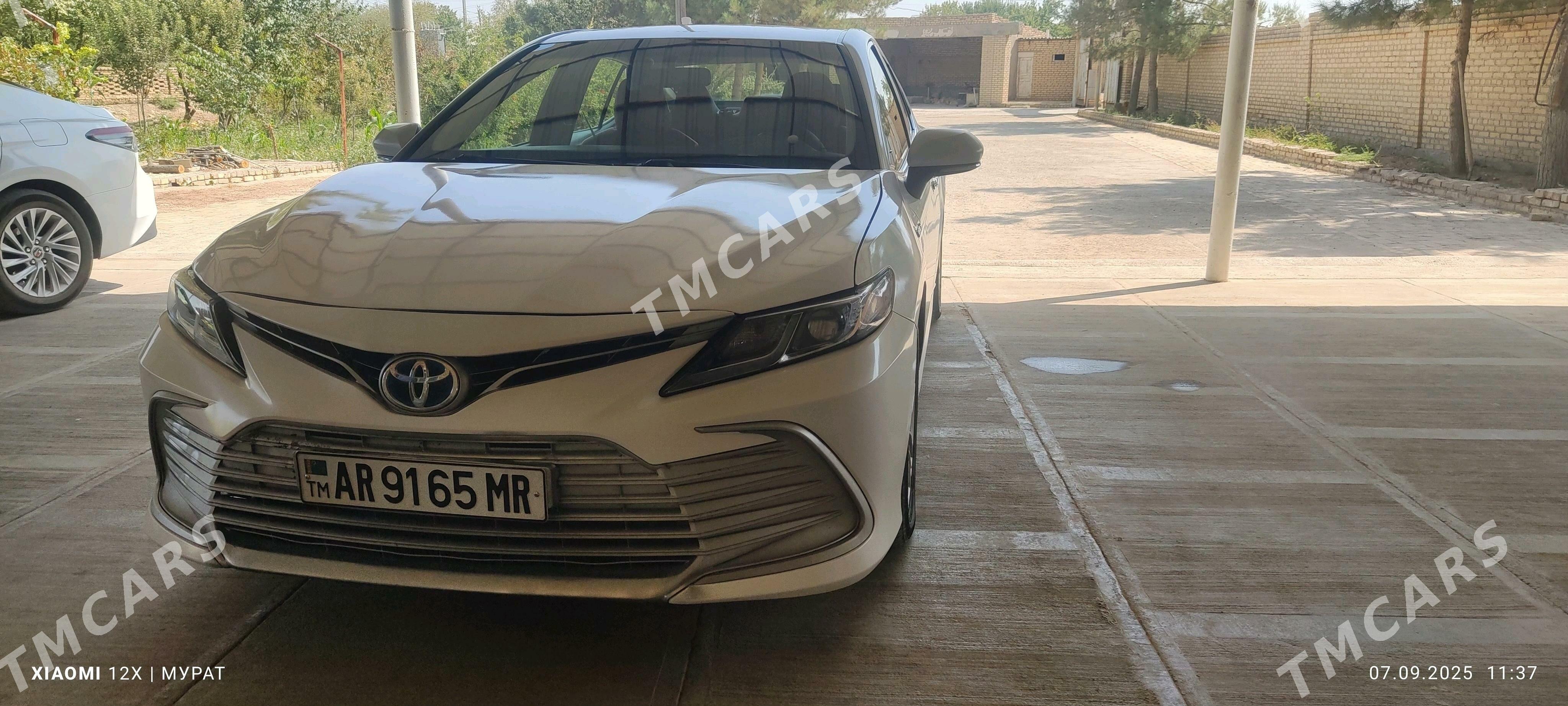 Toyota Camry Hybrid 2021 - 230 000 TMT - Ýolöten - img 4
