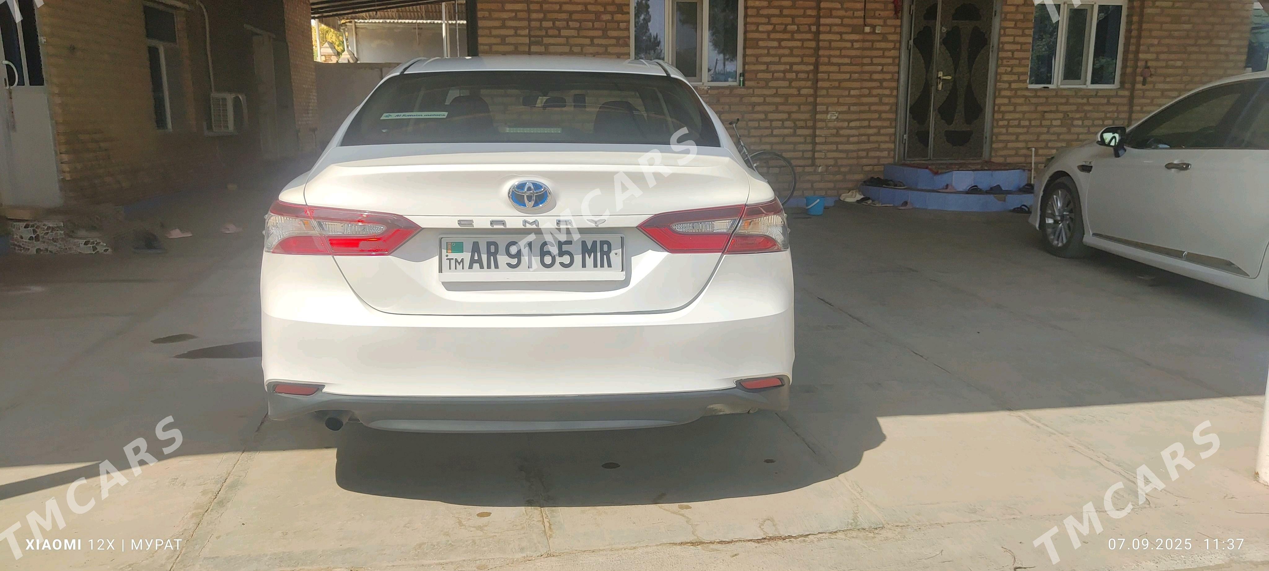 Toyota Camry Hybrid 2021 - 230 000 TMT - Ýolöten - img 3