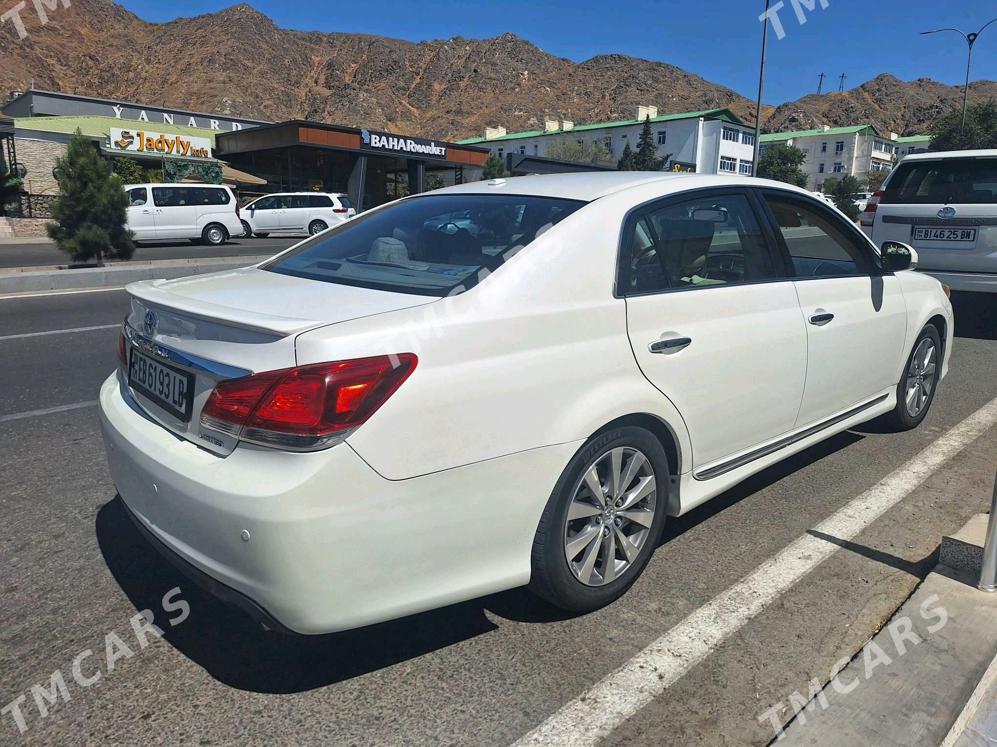 Toyota Avalon 2011 - 300 000 TMT - Саят - img 5