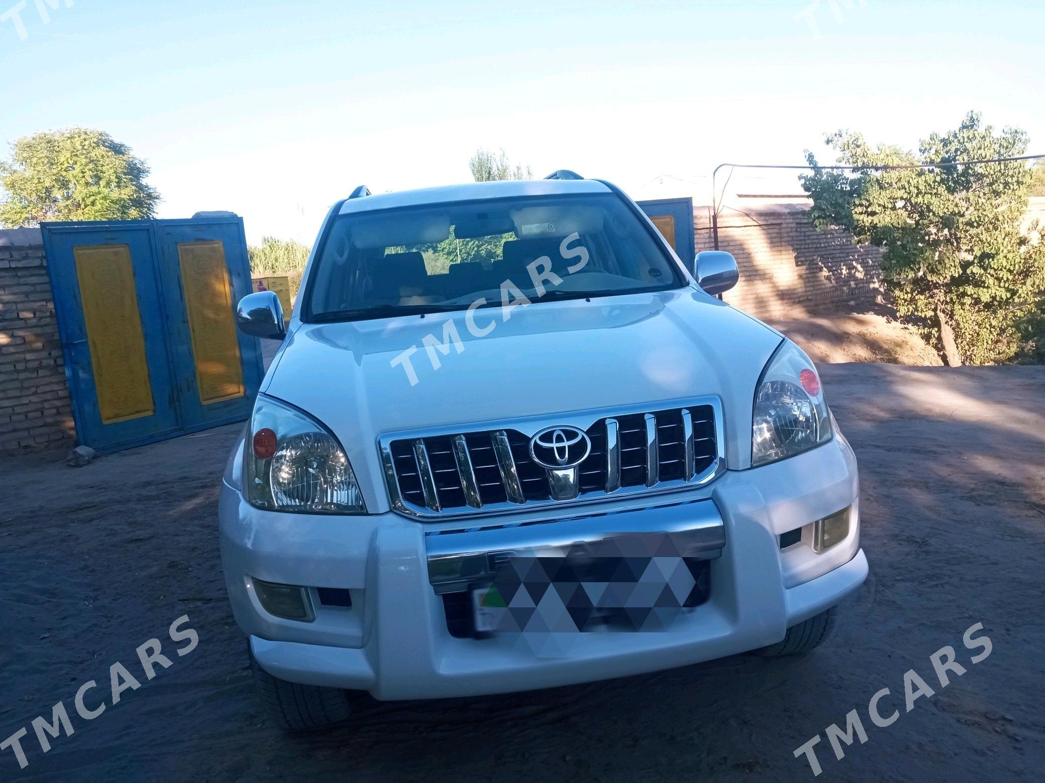 Toyota Land Cruiser Prado 2004 - 380 000 TMT - Гарабекевюл - img 2