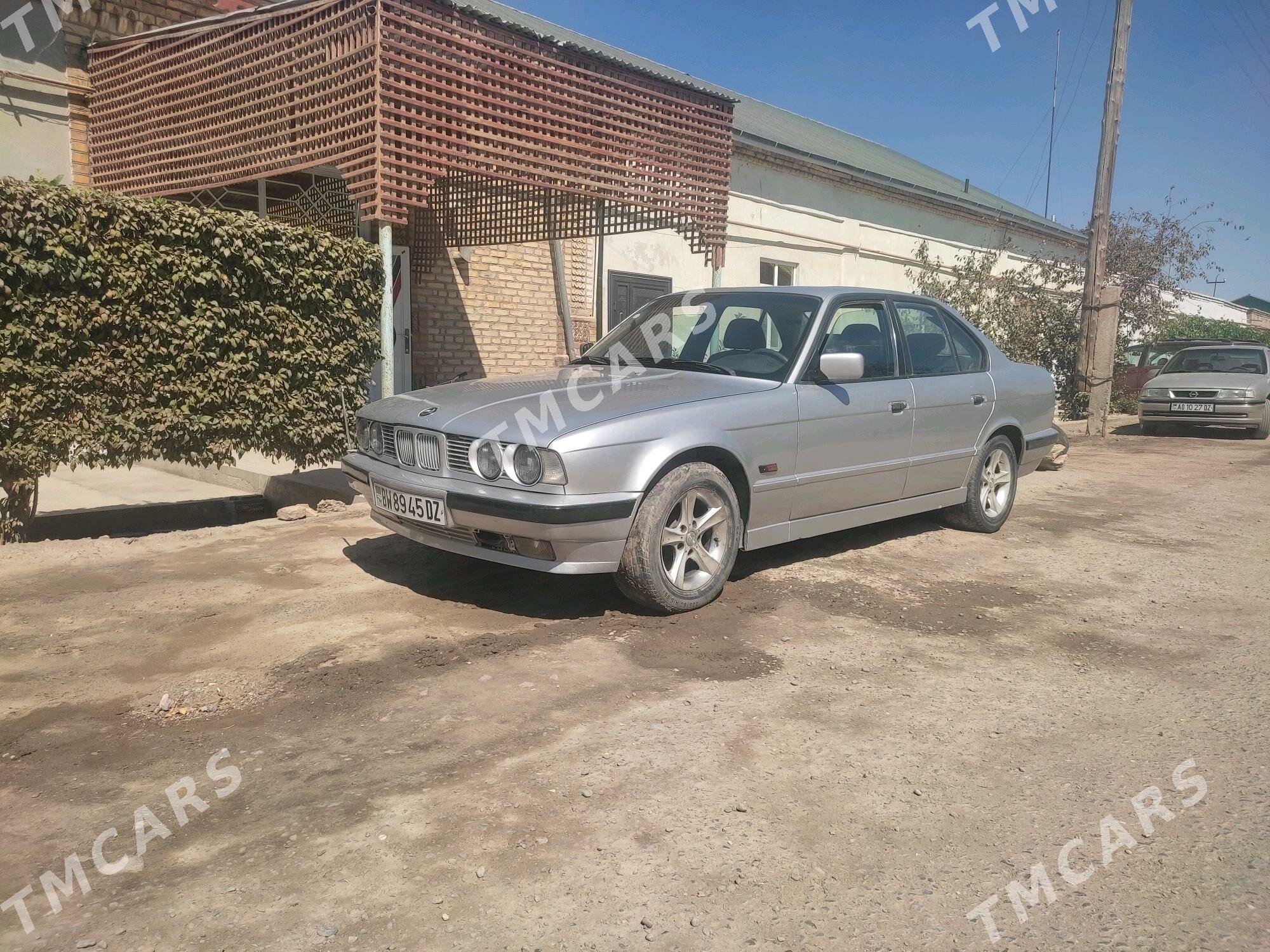 BMW 525 1990 - 30 000 TMT - Gurbansoltan Eje - img 3