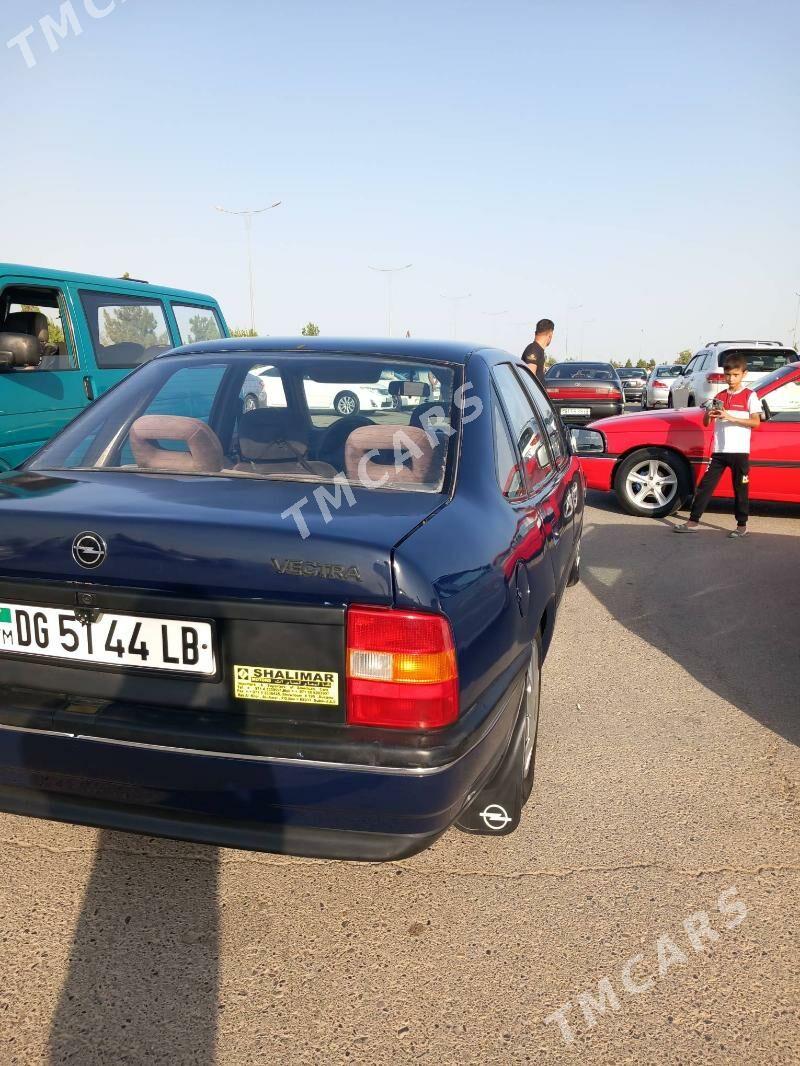 Opel Vectra 1992 - 45 000 TMT - Сакар - img 2