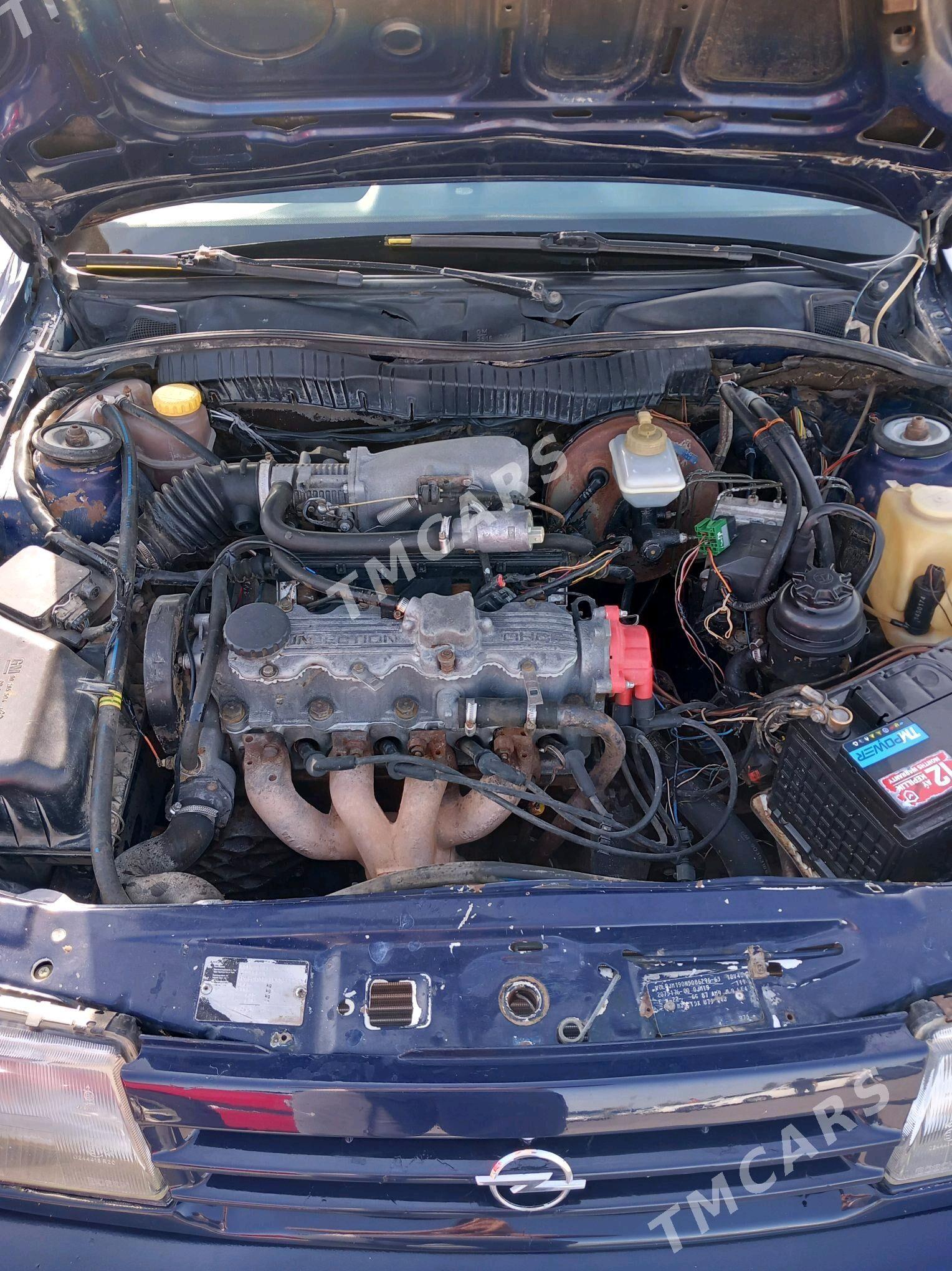 Opel Vectra 1992 - 45 000 TMT - Сакар - img 7