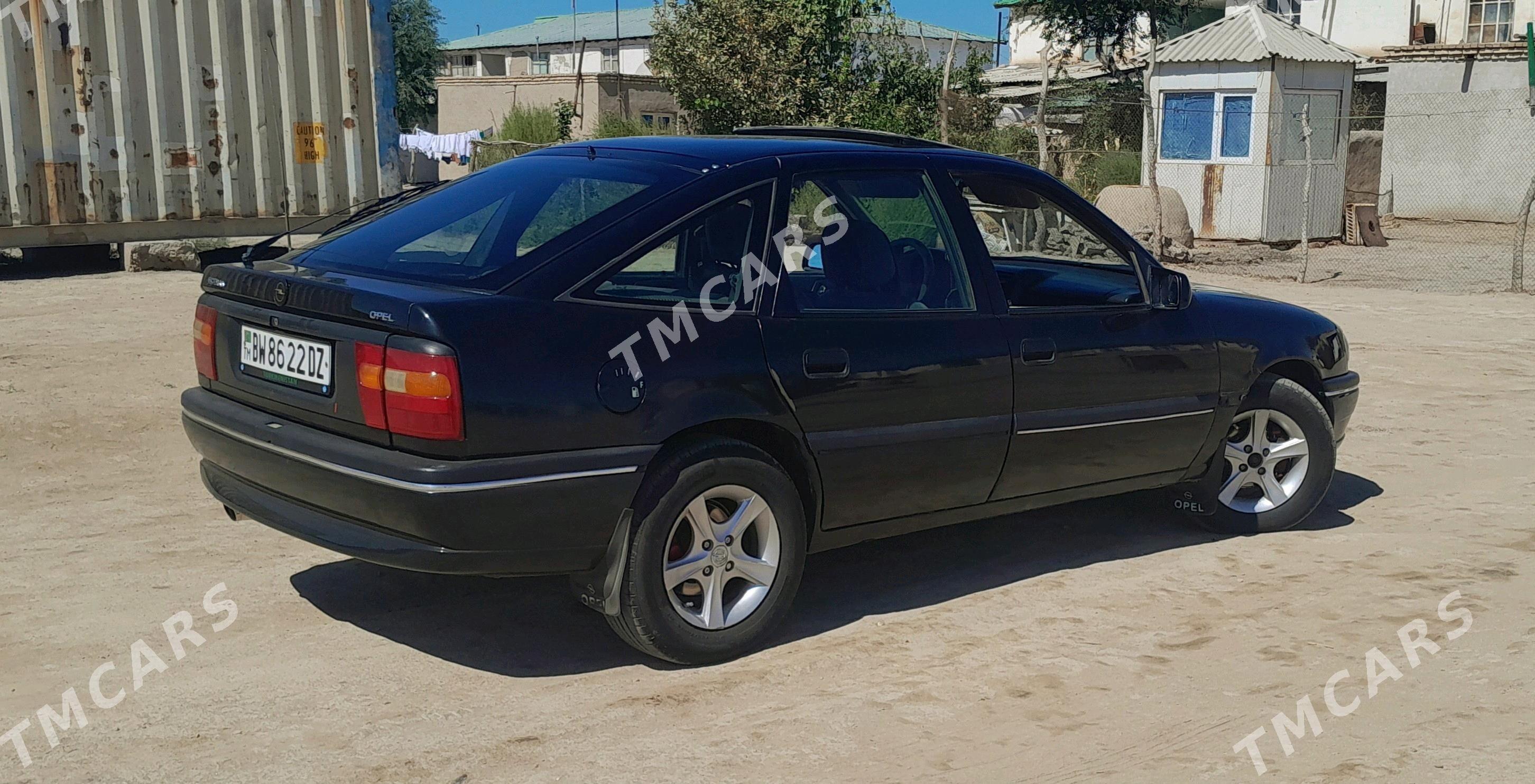 Opel Vectra 1995 - 44 000 TMT - Gubadag - img 4