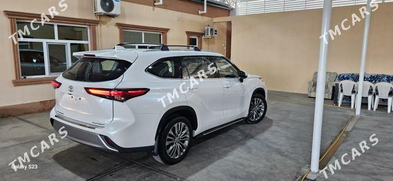 Toyota Highlander 2022 - 685 000 TMT - Ашхабад - img 3