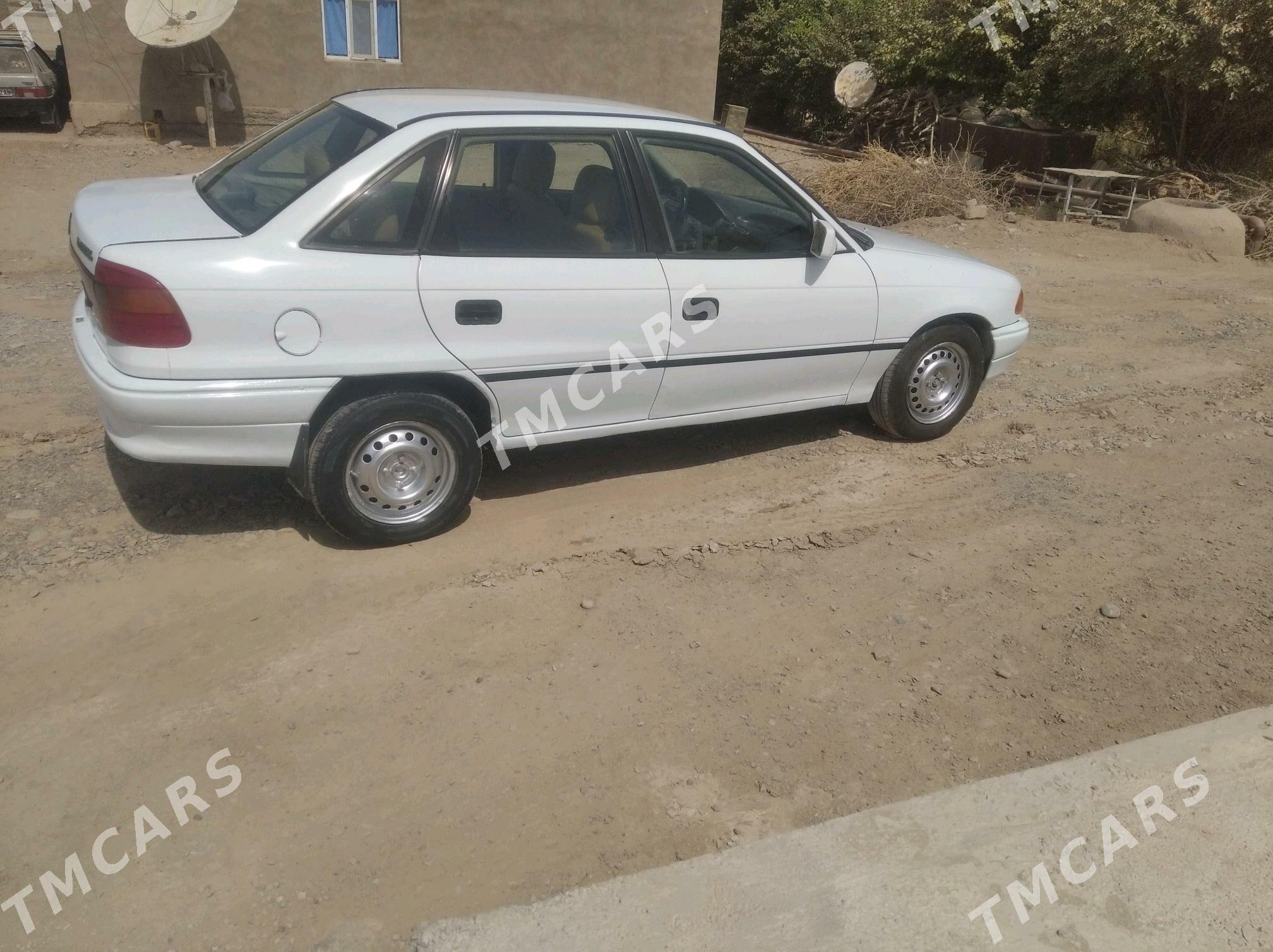Opel Astra 1995 - 26 000 TMT - Бабадайхан - img 4