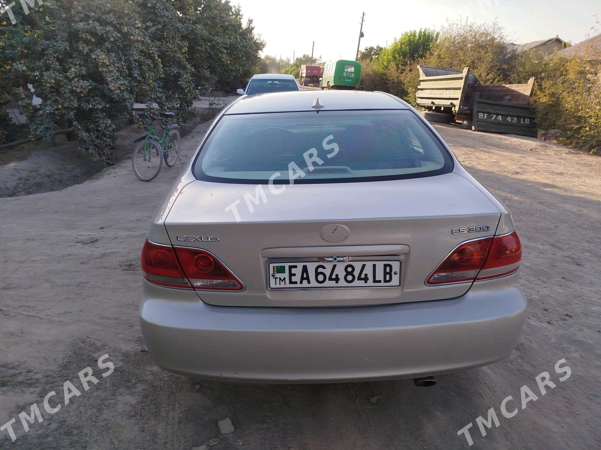 Lexus ES 300 2002 - 190 000 TMT - Kerki - img 3